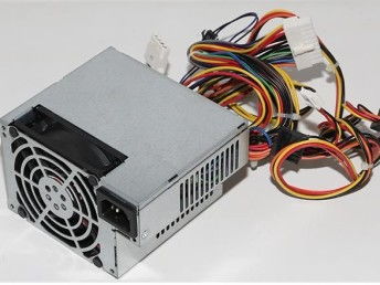 讯王电脑维修组装公司 正规服务，专业可靠，上门无忧